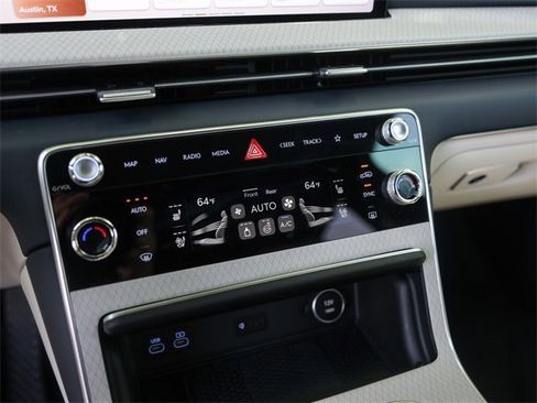 New 2025 Genesis GV80 3.5T Prestige image 17