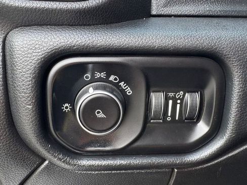 Used 2019 RAM 2500 Tradesman AWD/4WD image 36