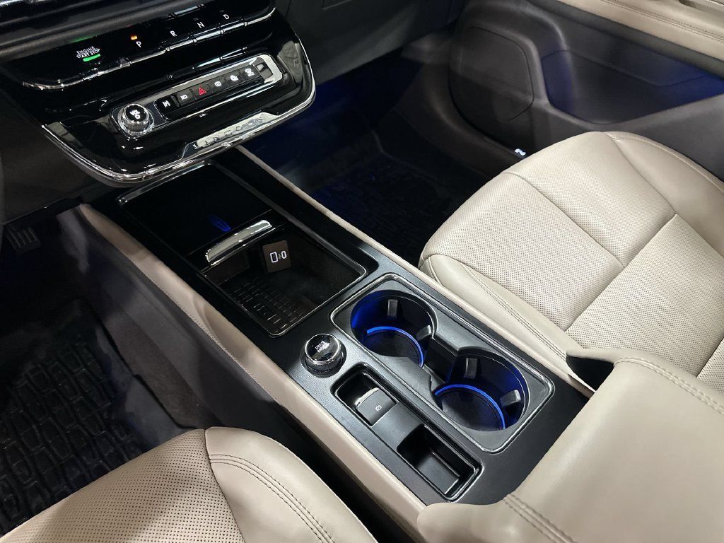 Certified 2024 Lincoln Corsair Grand Touring w/ Equipment Group 301A AWD/4WD image 24