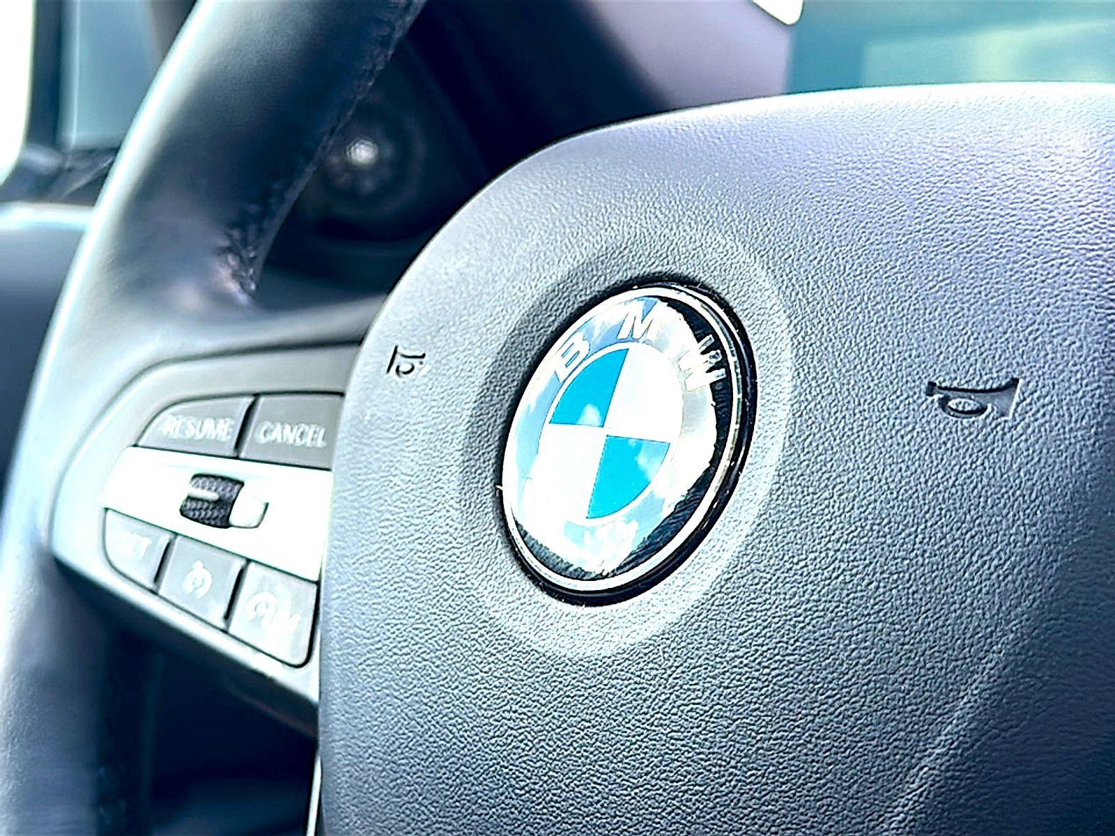 Used 2024 BMW 330i Sedan w/ Premium Package RWD image 32