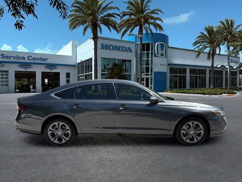 Used 2024 Honda Accord EX-L image 9