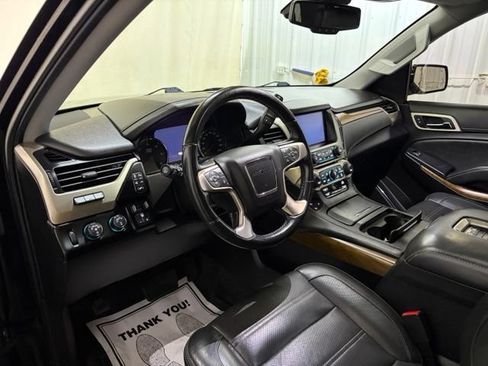 Used 2020 GMC Yukon Denali w/ Denali Ultimate Black Edition AWD/4WD image 41
