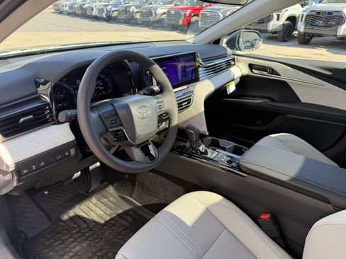 New 2026 Toyota Camry XLE AWD/4WD image 14