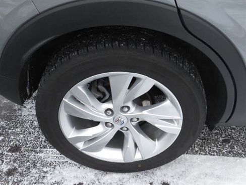 Used 2024 Buick Encore GX Preferred image 11