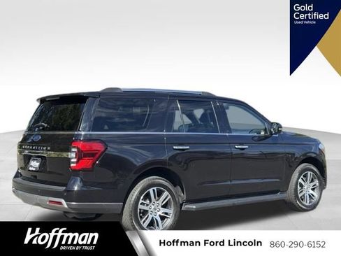 Certified 2024 Ford Expedition Limited image 3