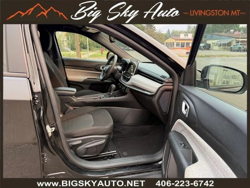 Used 2024 Jeep Compass Sport AWD/4WD image 18