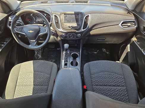 Used 2023 Chevrolet Equinox LT FWD image 17
