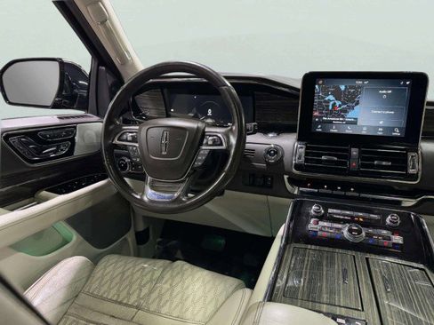 Used 2020 Lincoln Navigator L Black Label w/ Cargo Convenience Package image 38