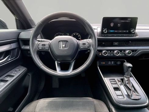 Used 2024 Honda CR-V Sport image 9