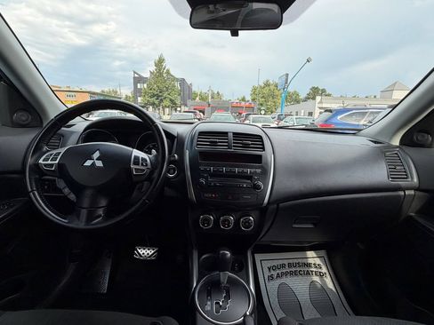 Used 2013 Mitsubishi Outlander Sport LE AWD/4WD image 10