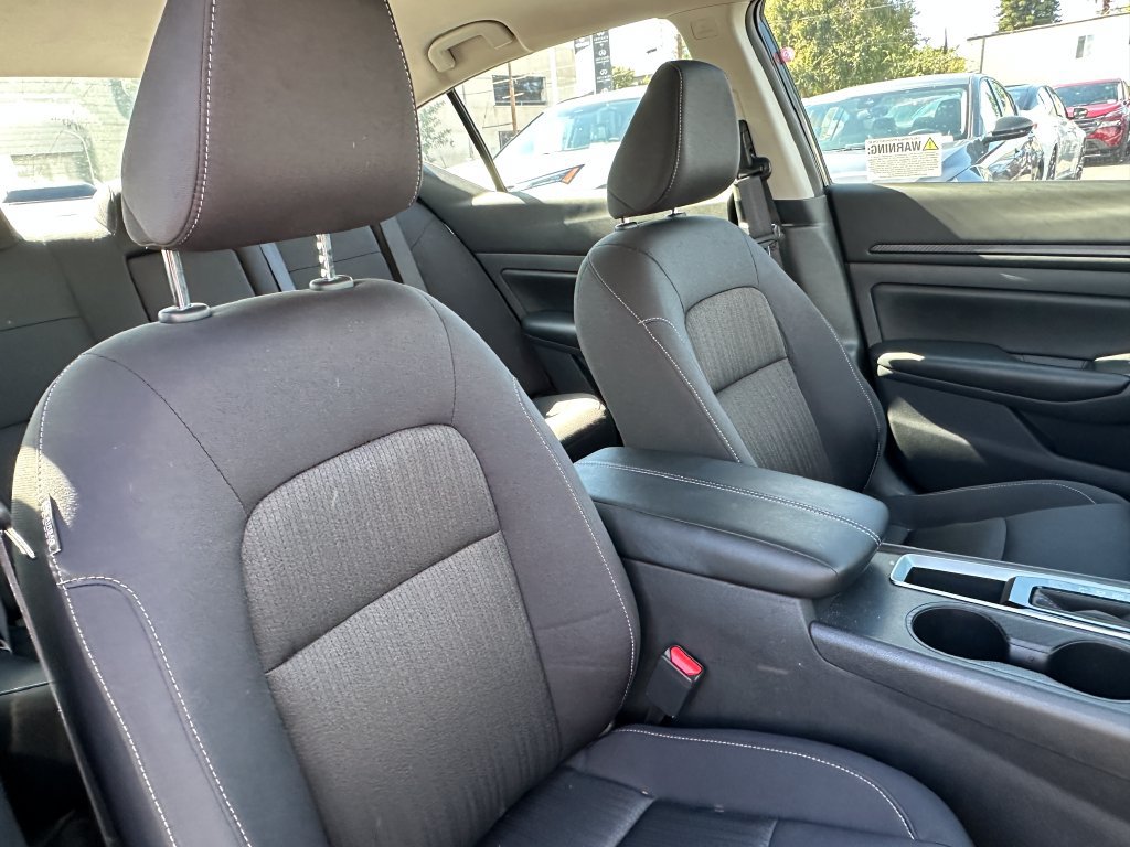 Used 2025 Nissan Altima 2.5 S FWD image 15