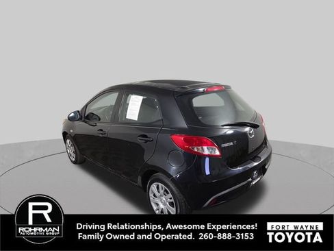 Used 2014 MAZDA MAZDA2 Sport FWD image 9