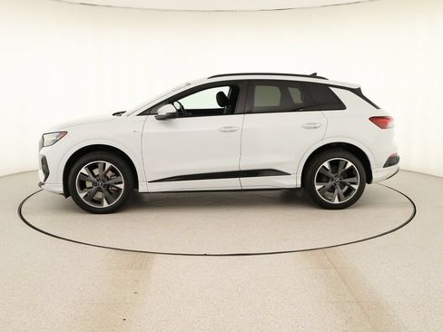 Certified 2024 Audi Q4 e-tron Prestige AWD/4WD image 2