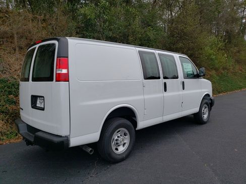 New 2023 Chevrolet Express 2500 w/ Driver Convenience Package image 3