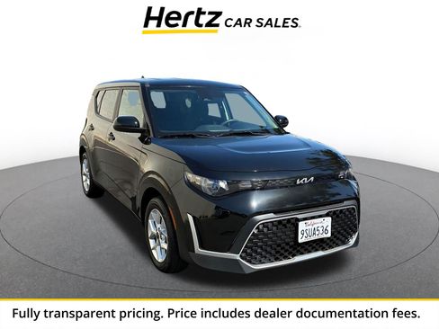 Used 2025 Kia Soul LX w/ LX Technology Package FWD image 1