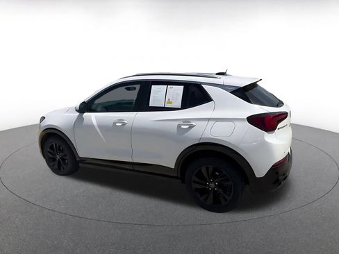 Used 2024 Buick Encore GX Sport Touring FWD image 9