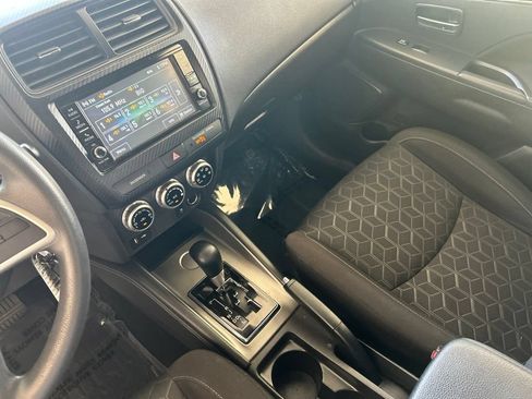 Used 2021 Mitsubishi Outlander Sport ES FWD image 43