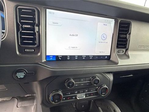 New 2025 Ford Bronco Badlands image 25