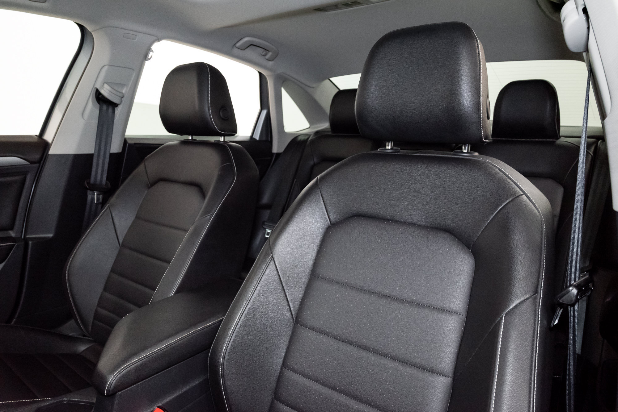 Used 2024 Volkswagen Jetta SE w/ Panoramic Sunroof Package FWD image 13