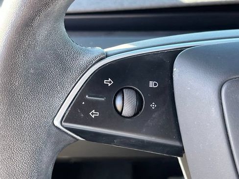 Used 2024 Tesla Model 3 Standard Range RWD image 10