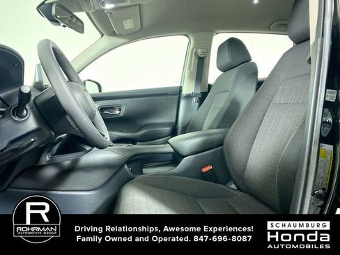 Certified 2023 Honda HR-V LX image 4