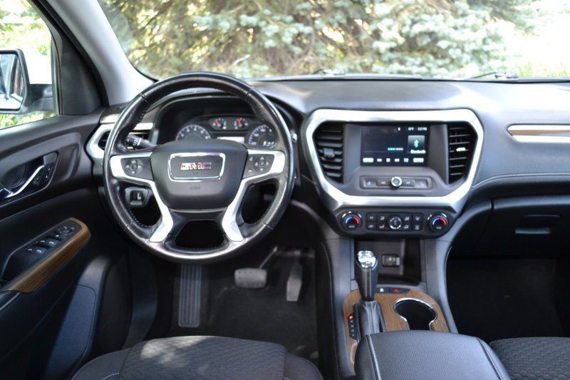 Used 2019 GMC Acadia SLE AWD/4WD image 18