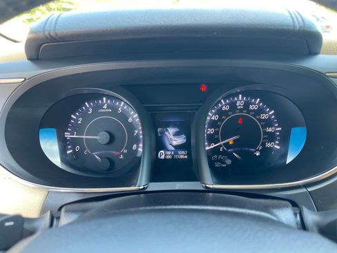 Used 2017 Toyota Avalon XLE FWD image 4