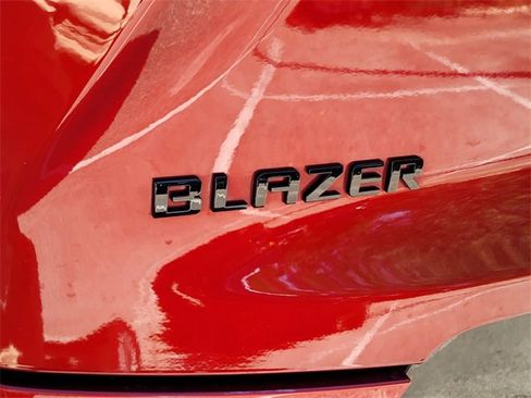 Used 2025 Chevrolet Blazer RS image 17