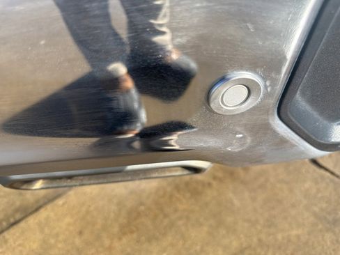 Used 2020 GMC Sierra 1500 SLT w/ SLT Premium Package image 15