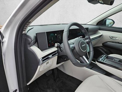 New 2026 Hyundai Tucson Limited image 3