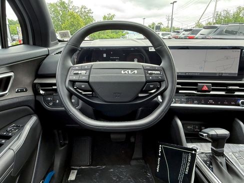 New 2026 Kia Sportage X-Line w/ X-Line Technology Package image 33