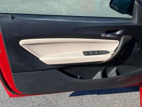 Used 2016 BMW M235i xDrive Convertible image 18