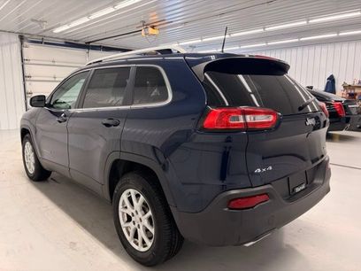 Used 2016 Jeep Cherokee Latitude w/ Comfort & Convenience Group
