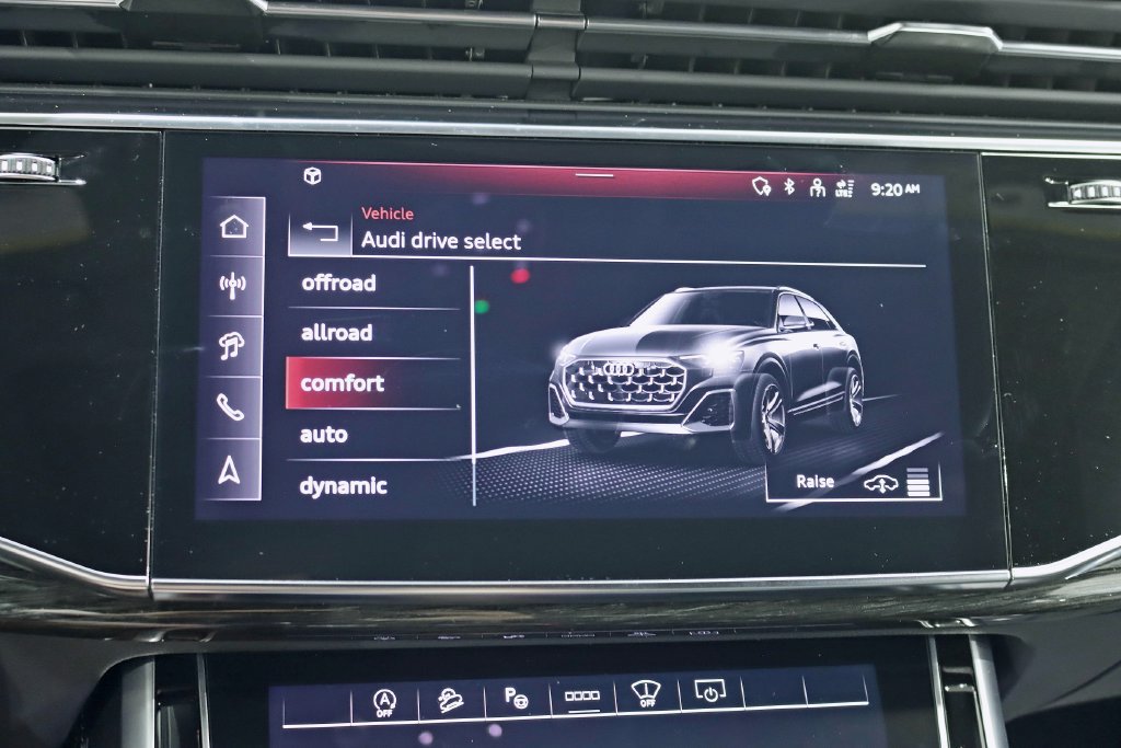 Used 2025 Audi Q8 Prestige AWD/4WD image 25