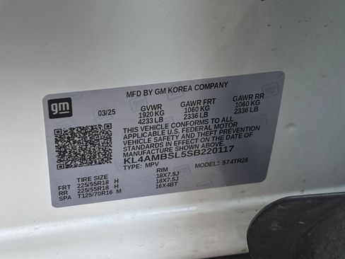 Used 2025 Buick Encore GX Preferred FWD image 28