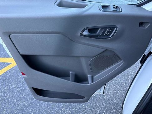 Used 2024 Ford Transit 350 XL image 33