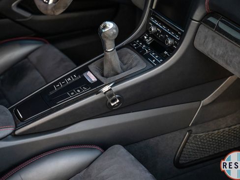 Used 2016 Porsche Cayman GTS image 31