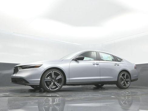 New 2025 Honda Accord Sport image 11