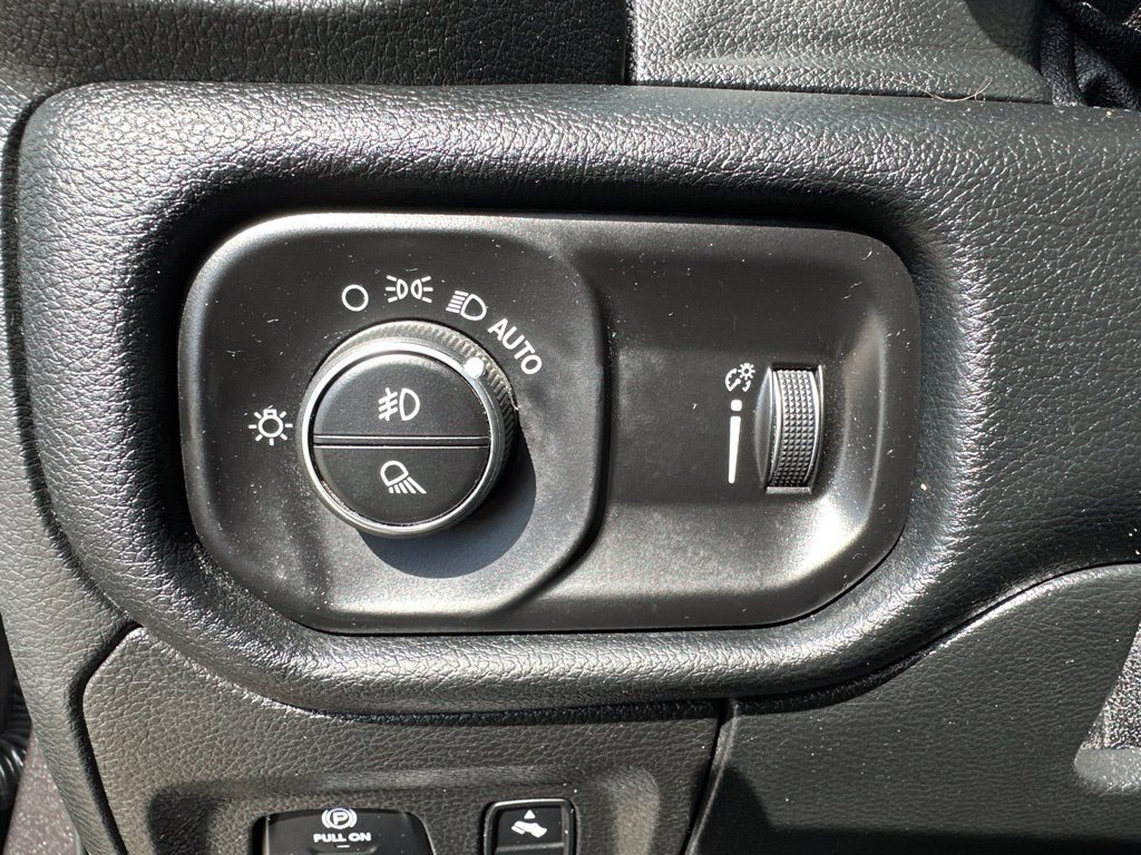Used 2020 RAM 1500 Rebel w/ Level 1 Equipment Group AWD/4WD image 16