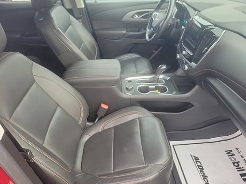 Used 2019 Chevrolet Traverse LT w/ LPO, Floor Liner Package image 28