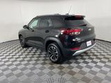 Certified 2025 Chevrolet TrailBlazer LT image 3
