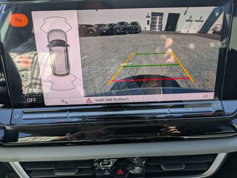 New 2026 Volkswagen Atlas Peak Edition AWD/4WD image 25