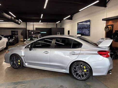 Used 2019 Subaru WRX STI AWD/4WD image 6