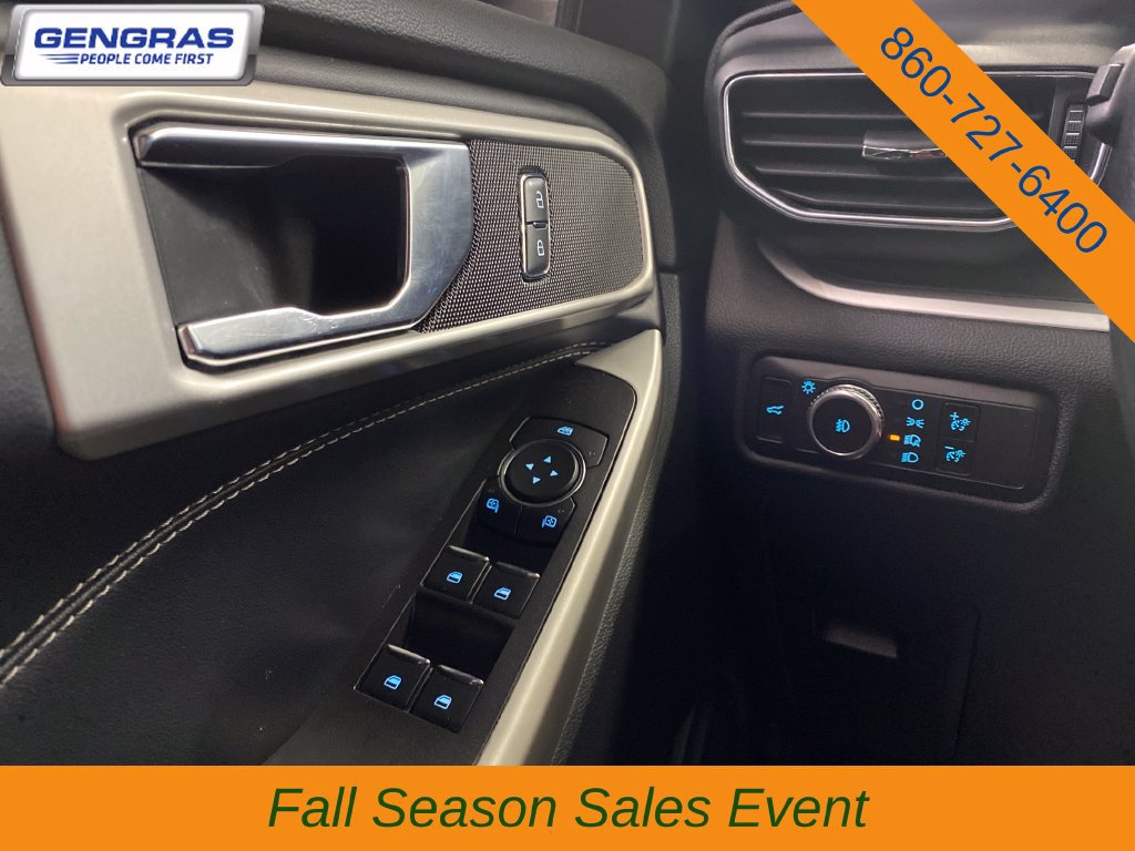 Used 2022 Ford Explorer XLT w/ Equipment Group 202A AWD/4WD image 25