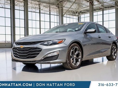 Used 2024 Chevrolet Malibu LT FWD image 32