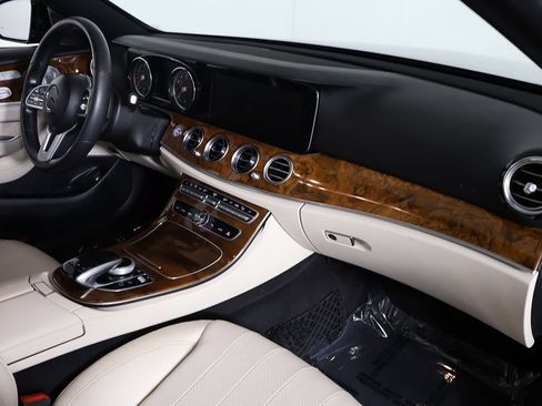 Used 2019 Mercedes-Benz E 450 4MATIC Wagon image 31