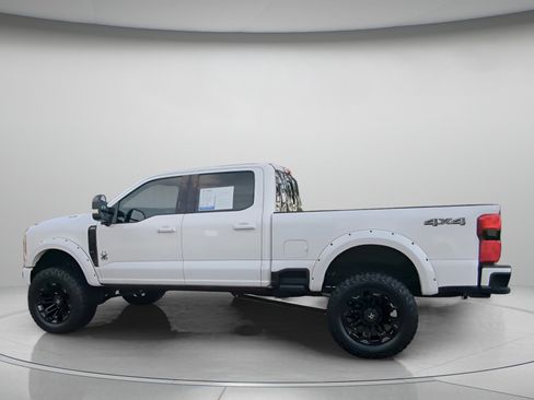 Certified 2024 Ford F250 Lariat w/ Lariat Ultimate Package AWD/4WD image 15