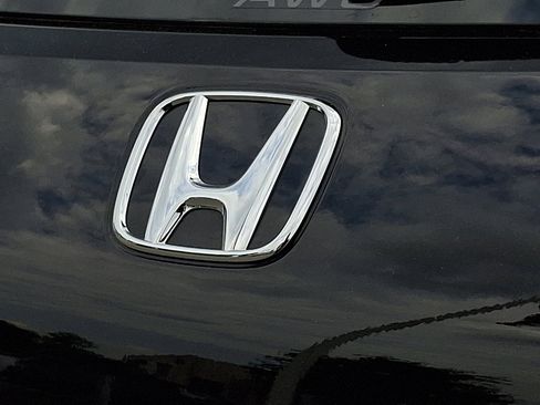 Used 2025 Honda HR-V Sport image 29