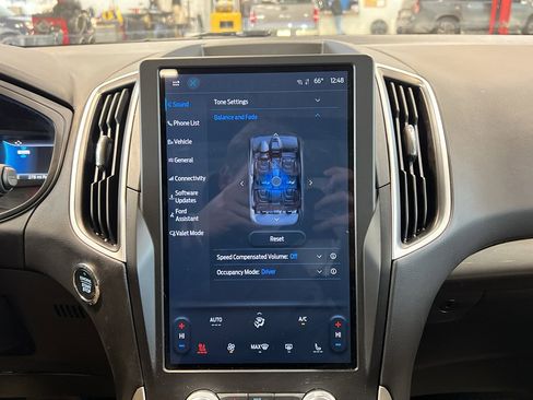 Used 2024 Ford Edge SEL w/ Convenience Package image 25