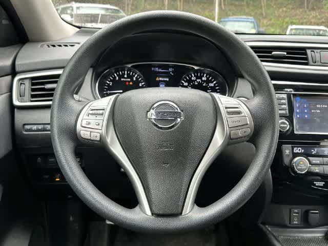 Used 2016 Nissan Rogue SV w/ SV Premium Package AWD/4WD image 8